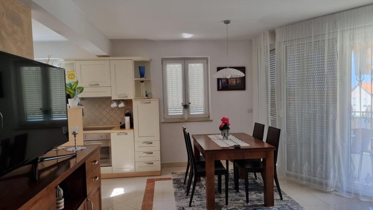 Appartement Sunny Maj Пореч Экстерьер фото